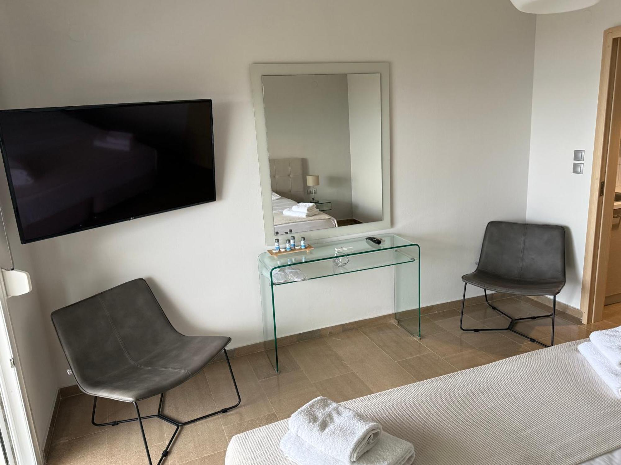איה אנה Korelis Apartments מראה חיצוני תמונה