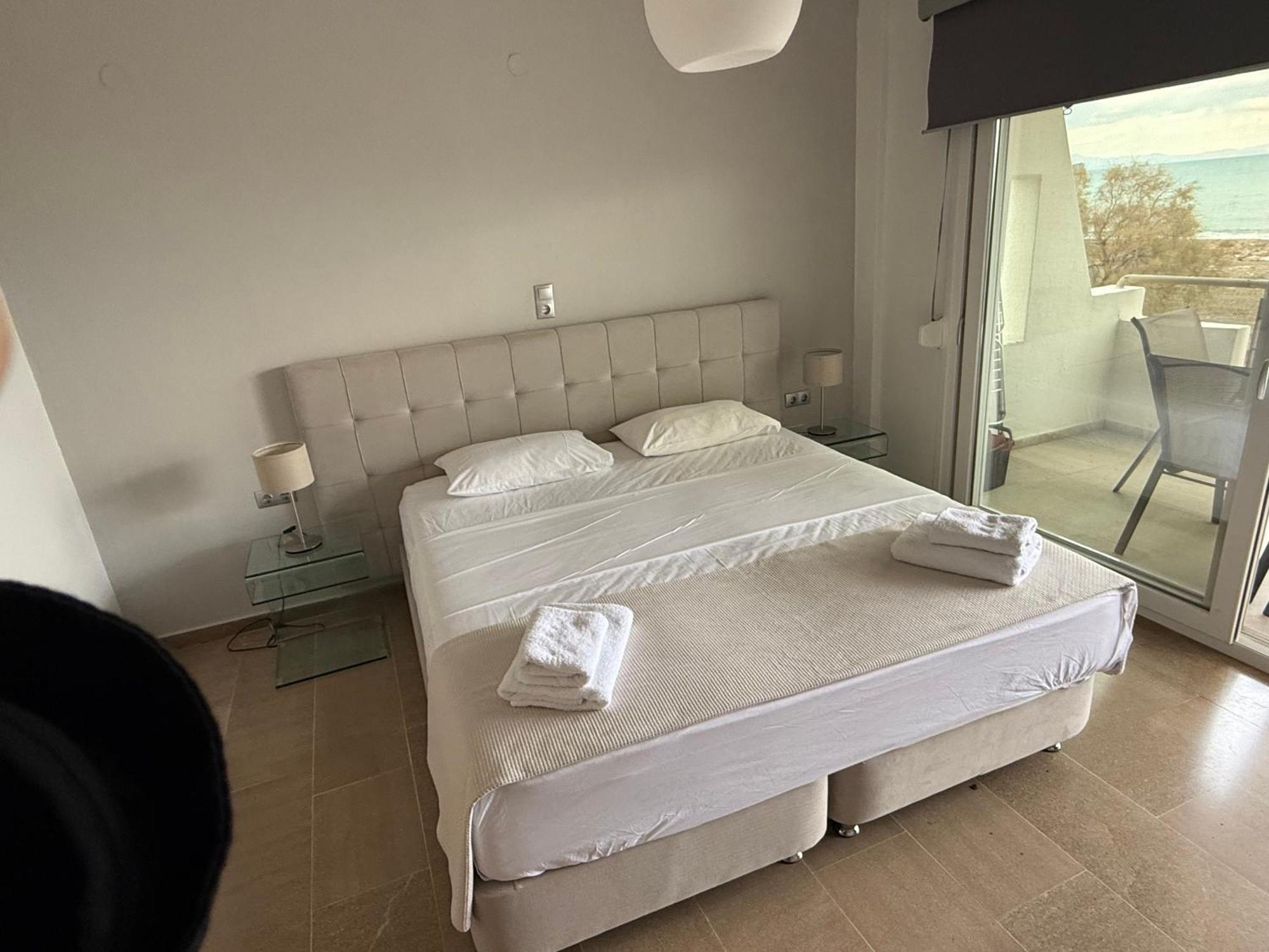 איה אנה Korelis Apartments מראה חיצוני תמונה