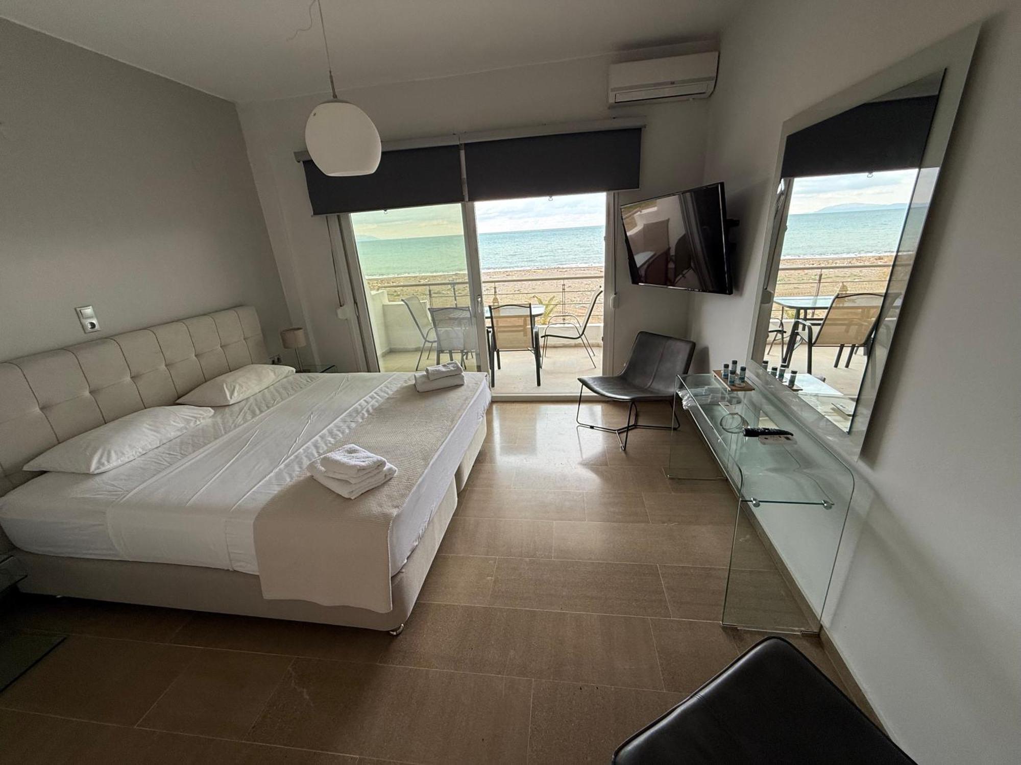 איה אנה Korelis Apartments מראה חיצוני תמונה