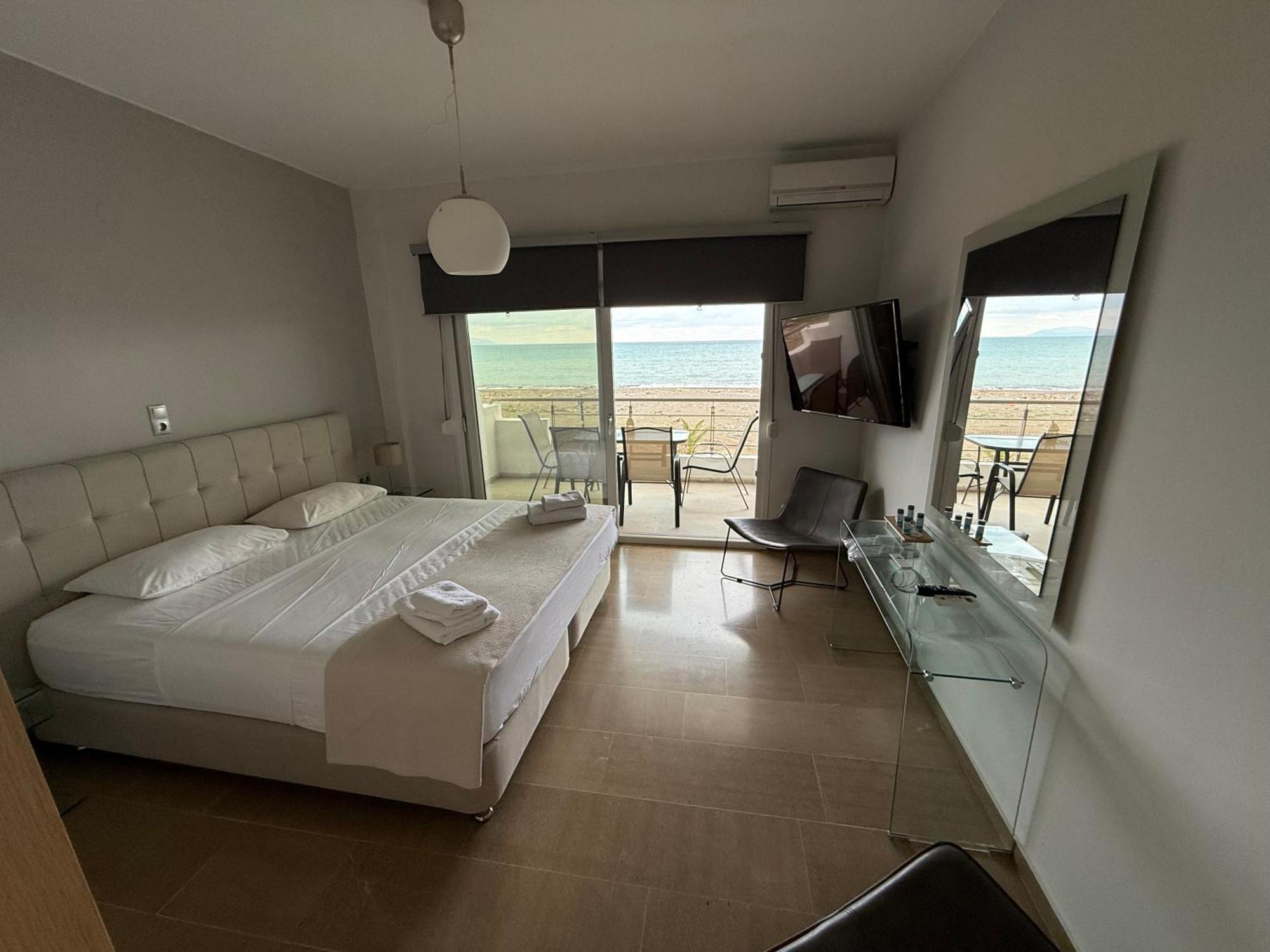 איה אנה Korelis Apartments מראה חיצוני תמונה