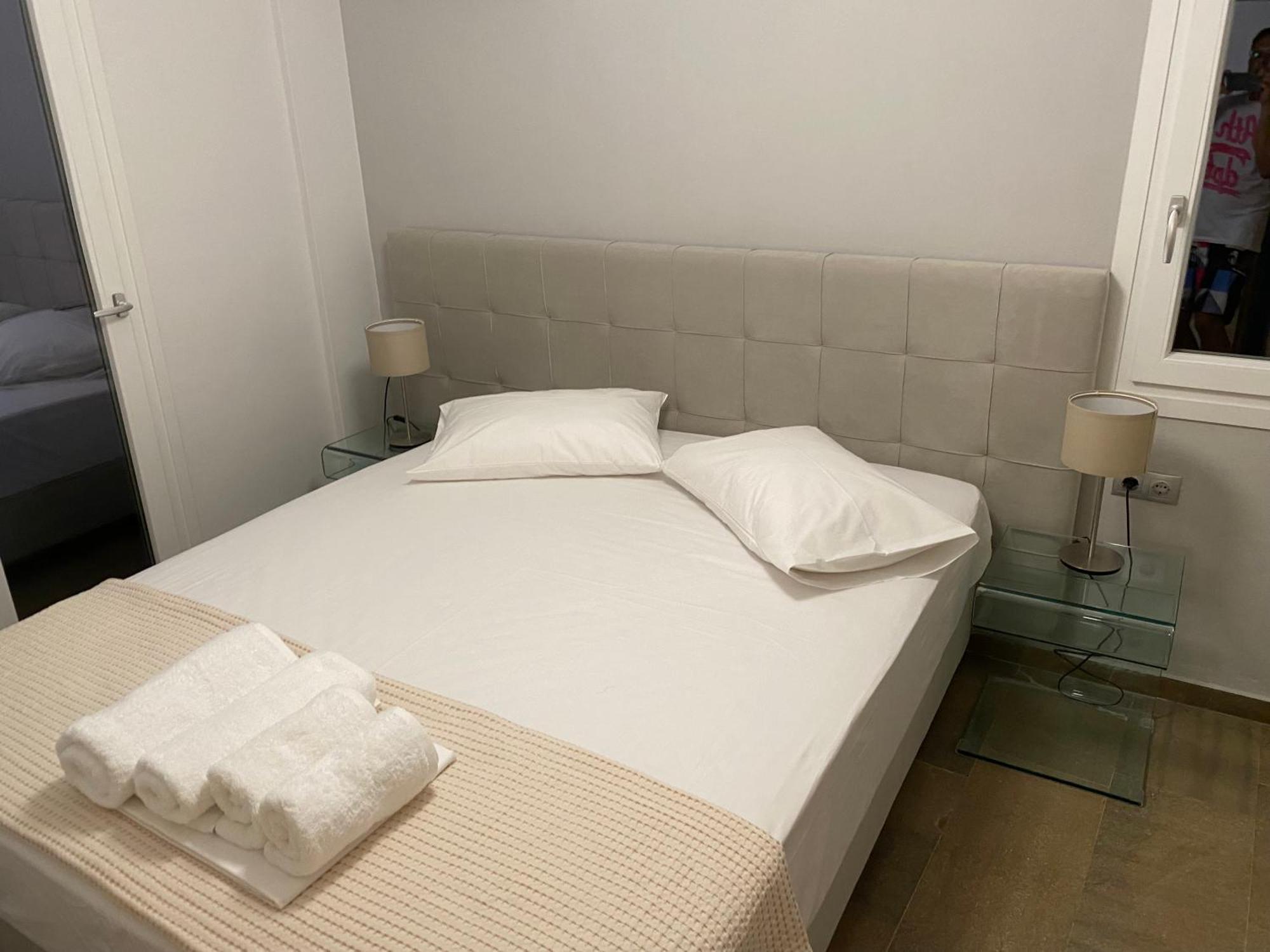 איה אנה Korelis Apartments מראה חיצוני תמונה