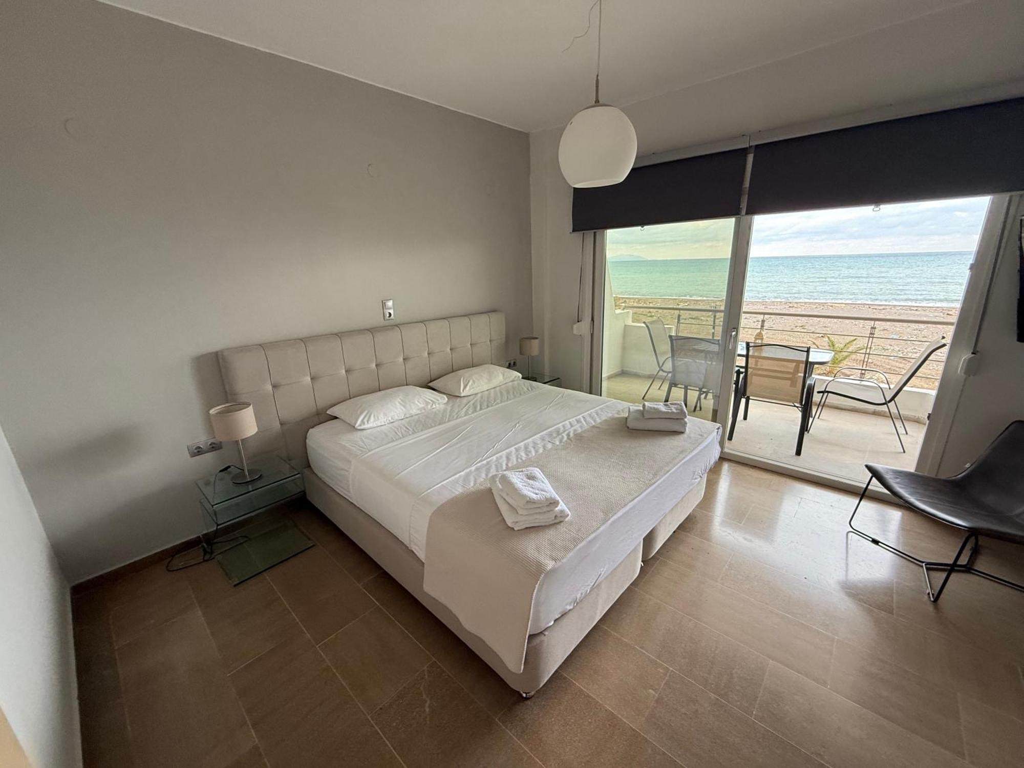 איה אנה Korelis Apartments מראה חיצוני תמונה
