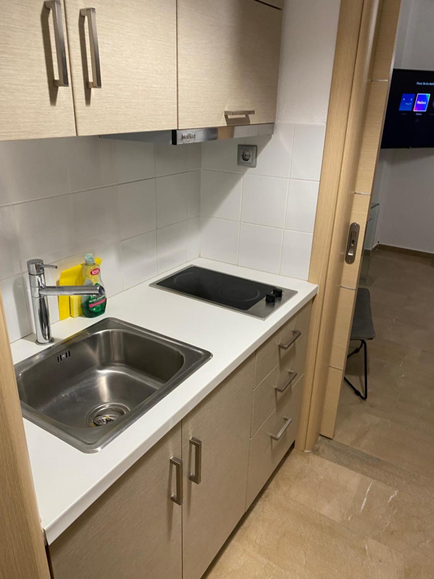 איה אנה Korelis Apartments מראה חיצוני תמונה