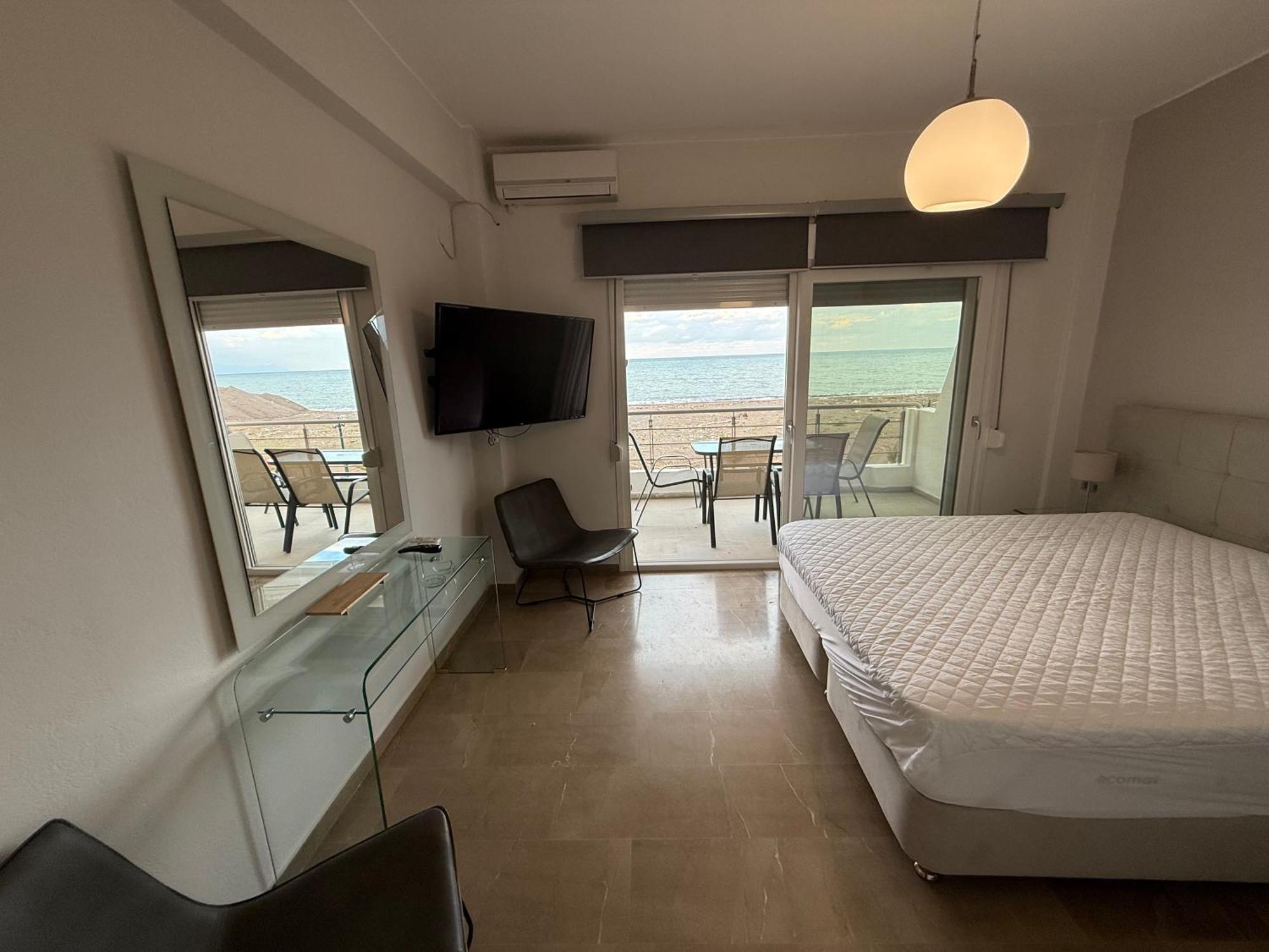 איה אנה Korelis Apartments מראה חיצוני תמונה